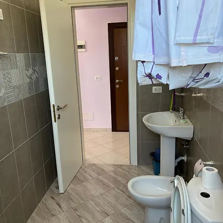 Near Bojo - Free Parking - 150m From ! * Orikum