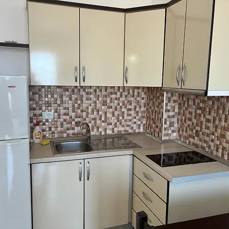 Near Bojo - Free Parking - 150m From ! דירה אוריקום