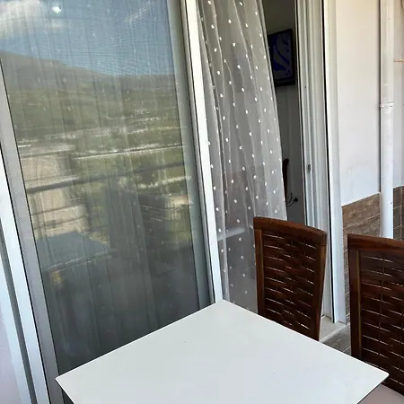 Near Bojo - Free Parking - 150m From ! شقة *