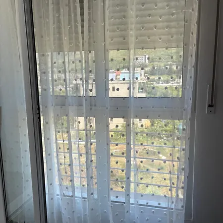 Near Bojo - Free Parking - 150m From ! דירה *